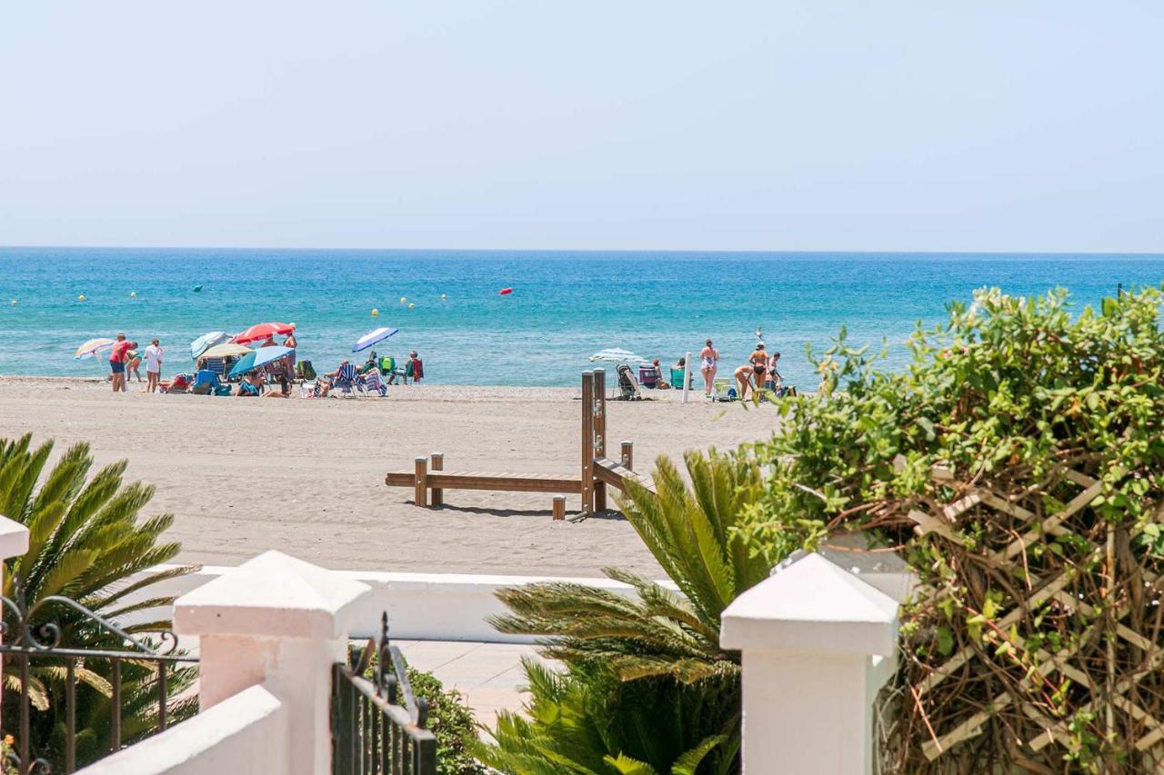 Appartement Apartamento Buganvillas Primera Linea De Playa